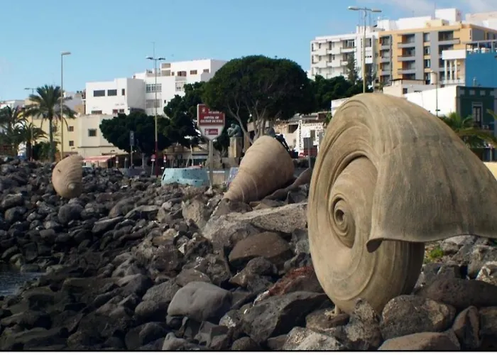 Laurainu Check In De 15 A 22 Hora * Puerto del Rosario (Fuerteventura)