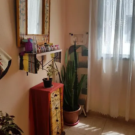 Laurainu Check In De 15 A 22 Hora Homestay szállás *